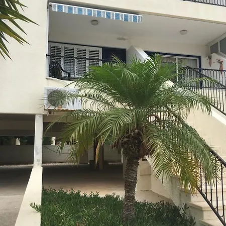 Apartment Lighthouse Beach Apartment *