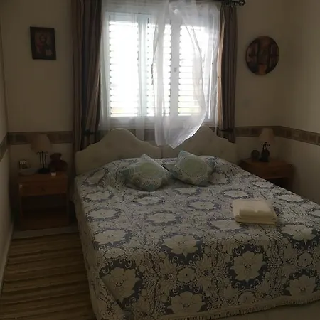 Lighthouse Beach Apartment * Paphos