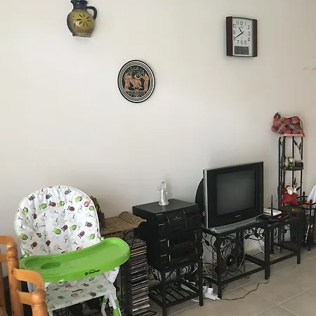 Lighthouse Beach Apartment Apartment Paphos