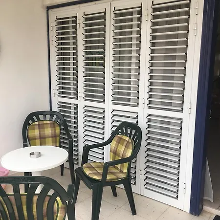 Lighthouse Beach Apartment * Paphos